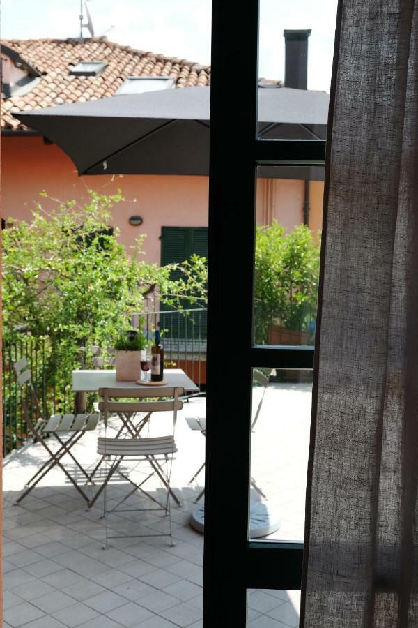 La Casa Di Ringhiera Alba (Piedmont) Exterior foto